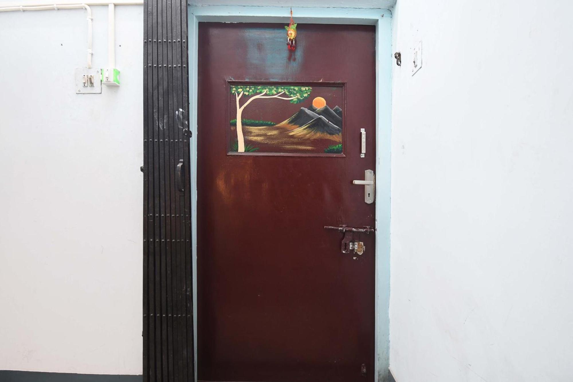 Hotel O Blue Cherry Guest House Kolkata Exterior photo